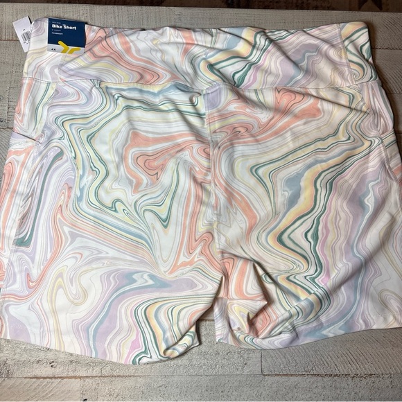 Old Navy High Waisted Powersoft Biker 6"  Plus Size 4X Pastel Swirl Shorts - Picture 11 of 15